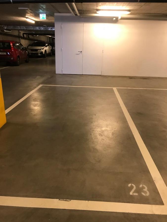 Connie S Free Parking Apartment *